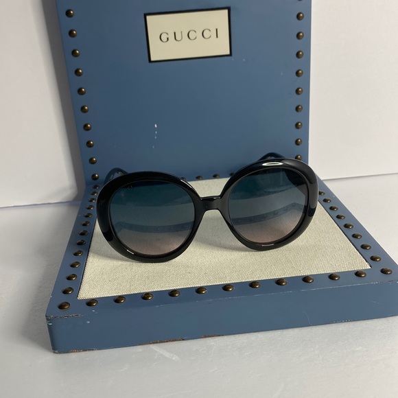 Authentic- 💯 NEW Gucci GG 0712S 002 2020 Women Sunglasses - Picture 3 of 14